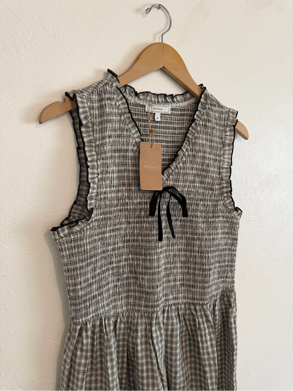 RIHOAS Black V Neck Plaid Midi Dress Smocked Gingham Bow NWTS XL - Picture 5 of 8